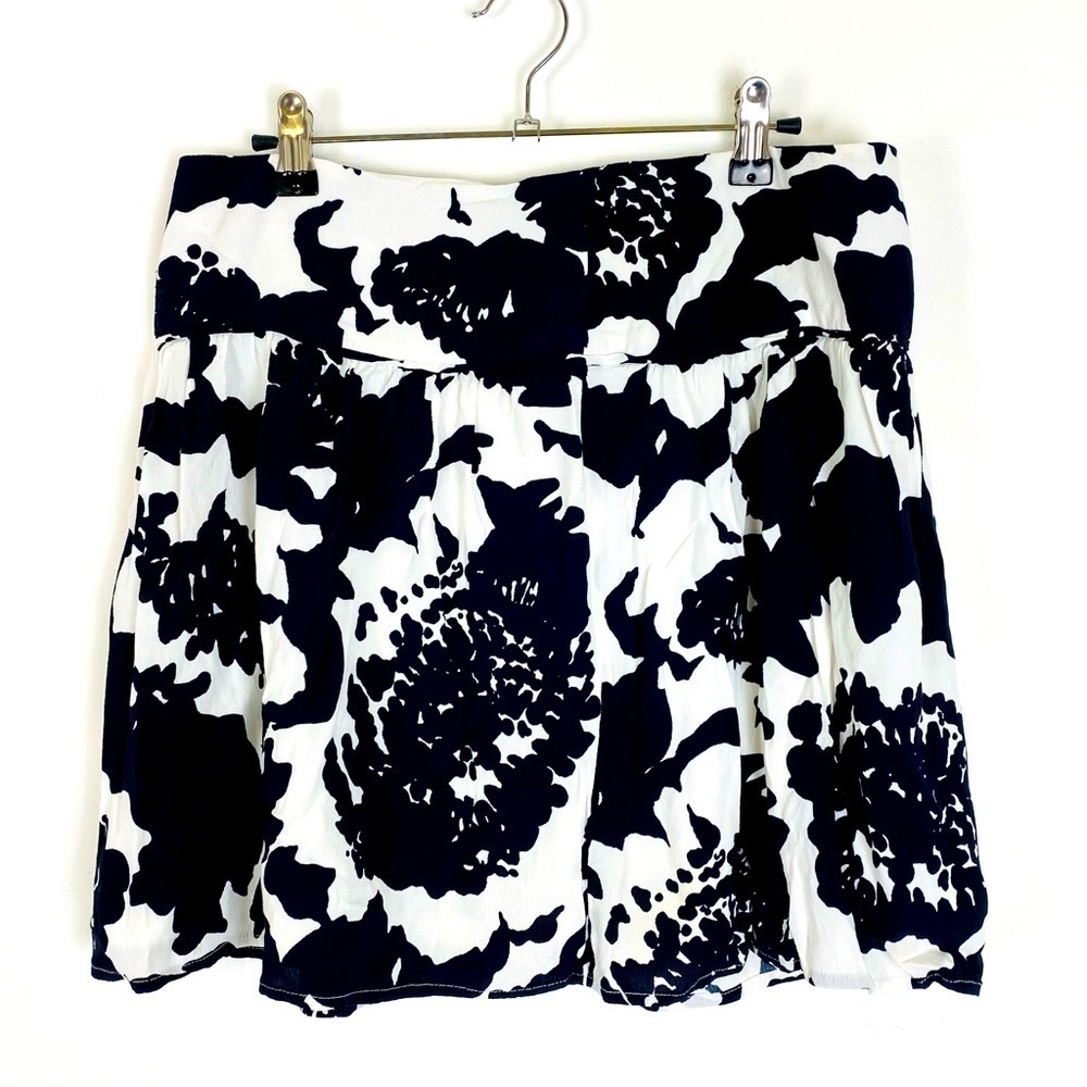LOFT Ann Taylor Skirt Size 8 Navy Blue White Floral Lined Crepe Zip Back